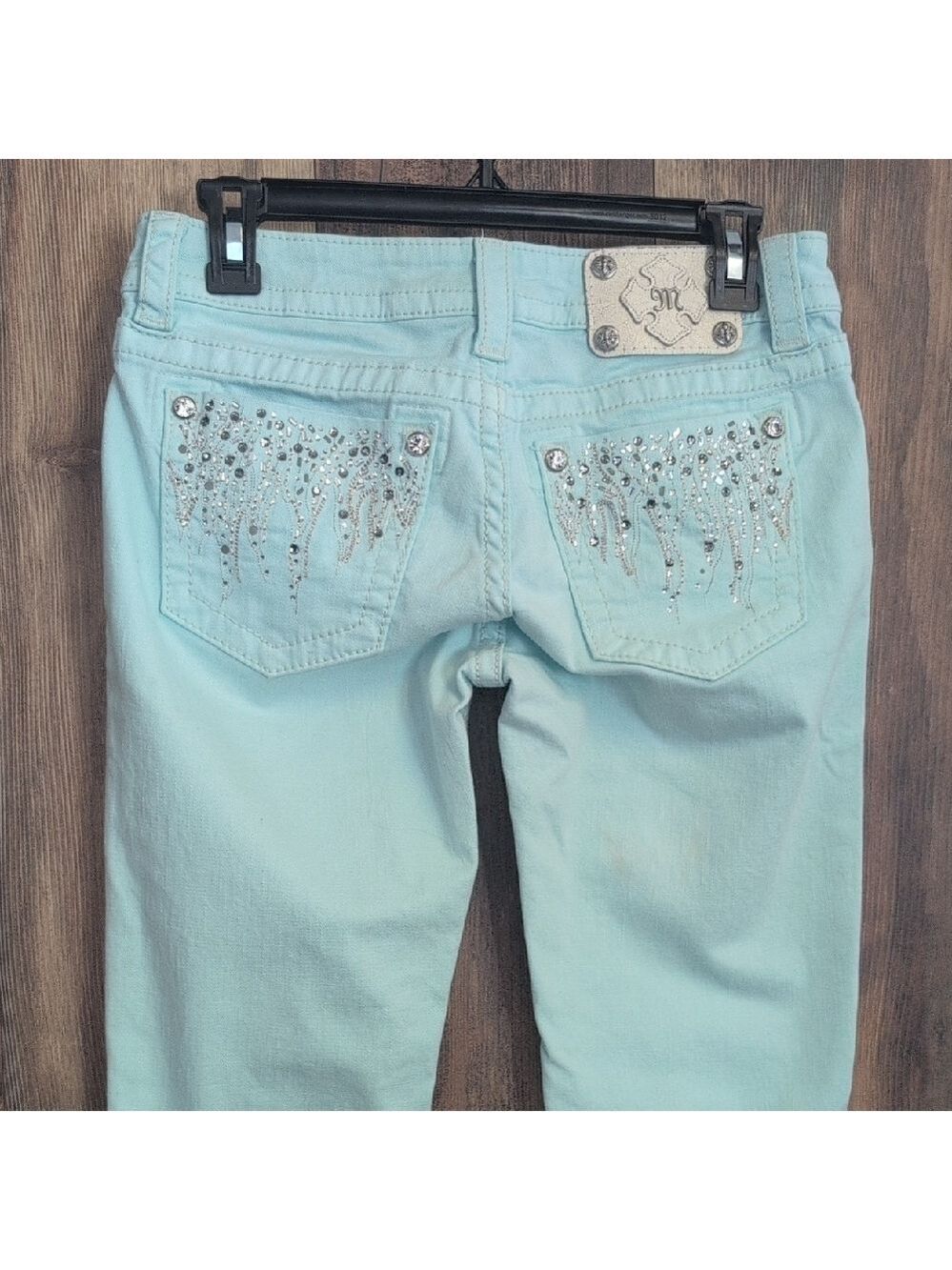 Miss Me JE578652L Icy Blue Rhinestone Designer Skinny Jeans 27 x 33        -H141